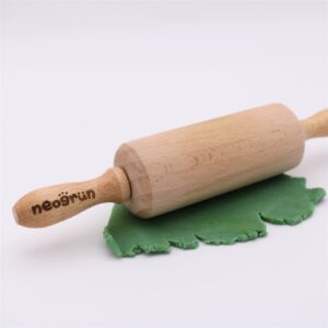 teigrolle-holz-naturbelassen-neogruen-2.jpg